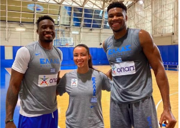 Γελένα Τοντόροβιτς, το γυναικείο πρόσωπο του μπάσκετ: Από το ΟΑΚΑ και τον Γιάννη, πρώτη γυναίκα προπονήτρια ανδρικής ομάδας στη Βραζιλία