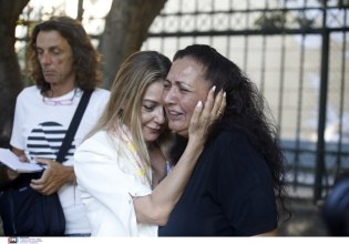 Μητέρα Κυριακής Γρίβα: Κραυγαλέα η νοσηλεία του δράστη σε ψυχιατρείο – Αποδείχθηκε ότι όλα ήταν ψέματα