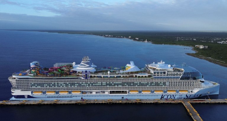 Εργαζόμενος σε κρουαζιερόπλοιο μαχαίρωσε την συνάδελφό του και σκοτώθηκε πηδώντας στο νερό