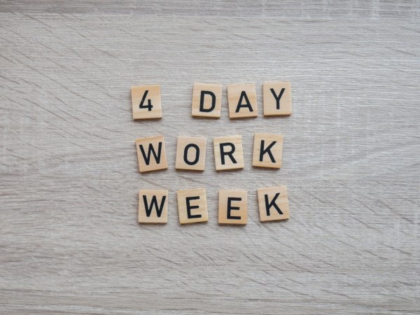 Τετραήμερη εργασία: Γιατί κάνει καλό στην ψυχική μας υγεία; – Μια μελέτη που… «θα αλλάξει τα δεδομένα»