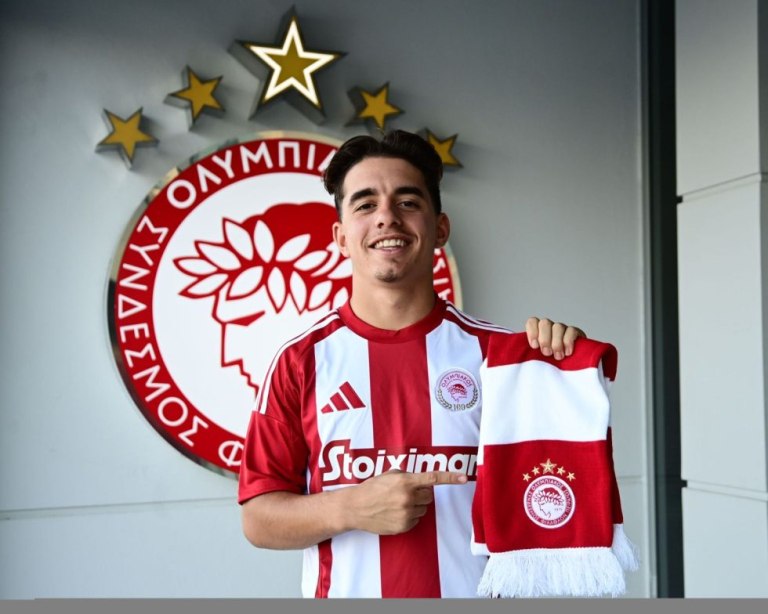 Ο Ολυμπιακός ανακοίνωσε και επίσημα τον Κολοκοτρώνη (pics)