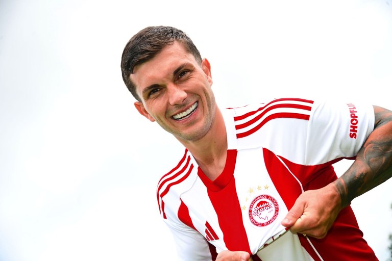 Στρεφέτσα: «Δεν το σκέφτηκα δεύτερη φορά για τον Ολυμπιακό» (vid)