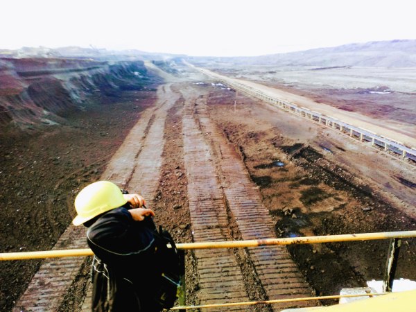 Ο «Μελαγχολικός εργάτης»: Η σιωπηρή πλευρά των εργασιακών σχέσεων την εποχή της Κρίσης