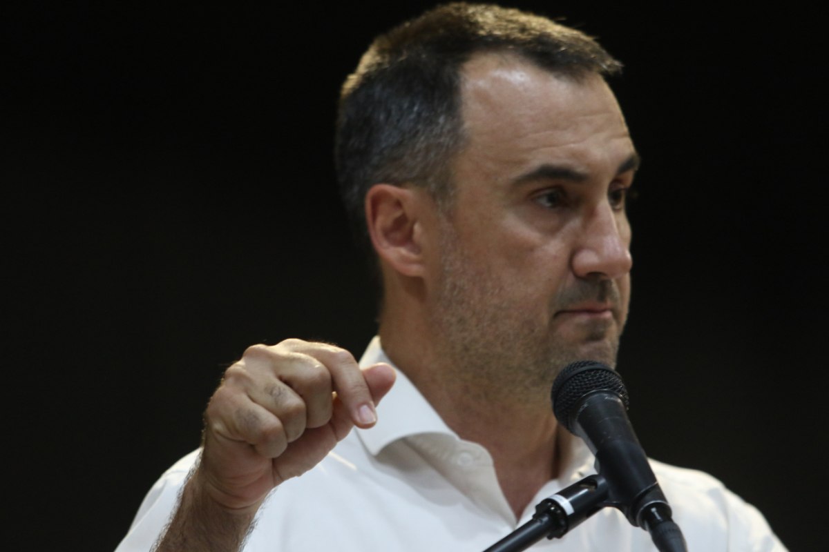 Χαρίτσης: Ερώτηση στον Πιερρακάκη για τα 2,5 δισ. σε μόλις 10 εταιρείες από το Ταμείο Ανάκαμψης