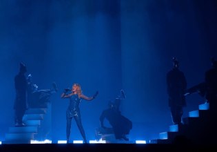 Η Kylie Minogue έρχεται στο Release Athens για να χορέψουμε ξανά σαν τότε