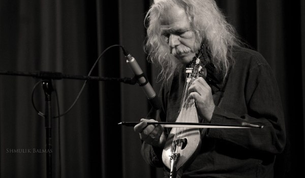 Ο Ross Daly και οι μουσικοί του Labyrinth Musical Workshop για ένα βράδυ στο Μουσείο Νίκου Καζαντζάκη