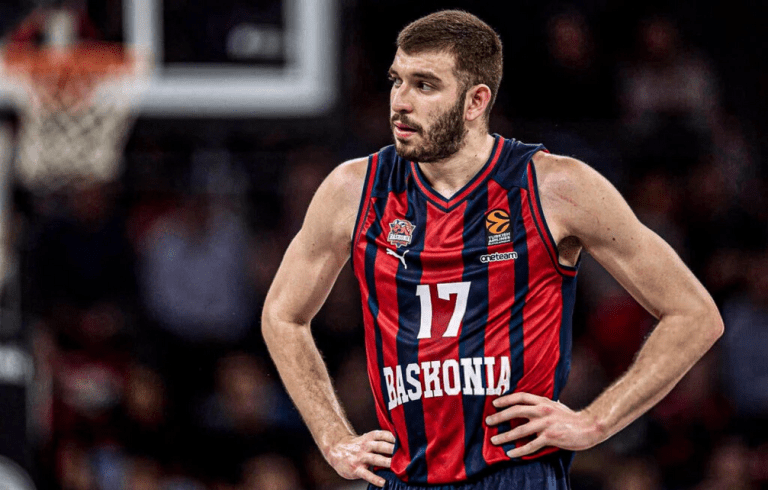 Ο γιος του Κερεχέτα σε Ρογκαβόπουλο: «Θα μας λείψεις μ@λ@κα»