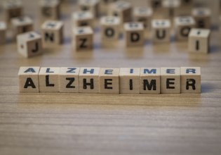 Αλτσχάιμερ: Ποιες νέες θεραπείες δοκιμάζουν οι επιστήμονες