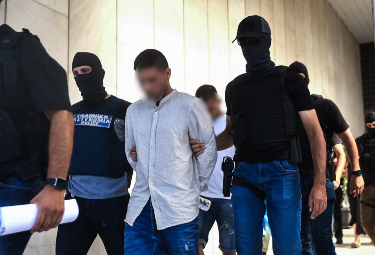 Αγία Παρασκευή: Στον ανακριτή σήμερα οι πέντε κατηγορούμενοι για τη δολοφονία του Πολωνού καθηγητή