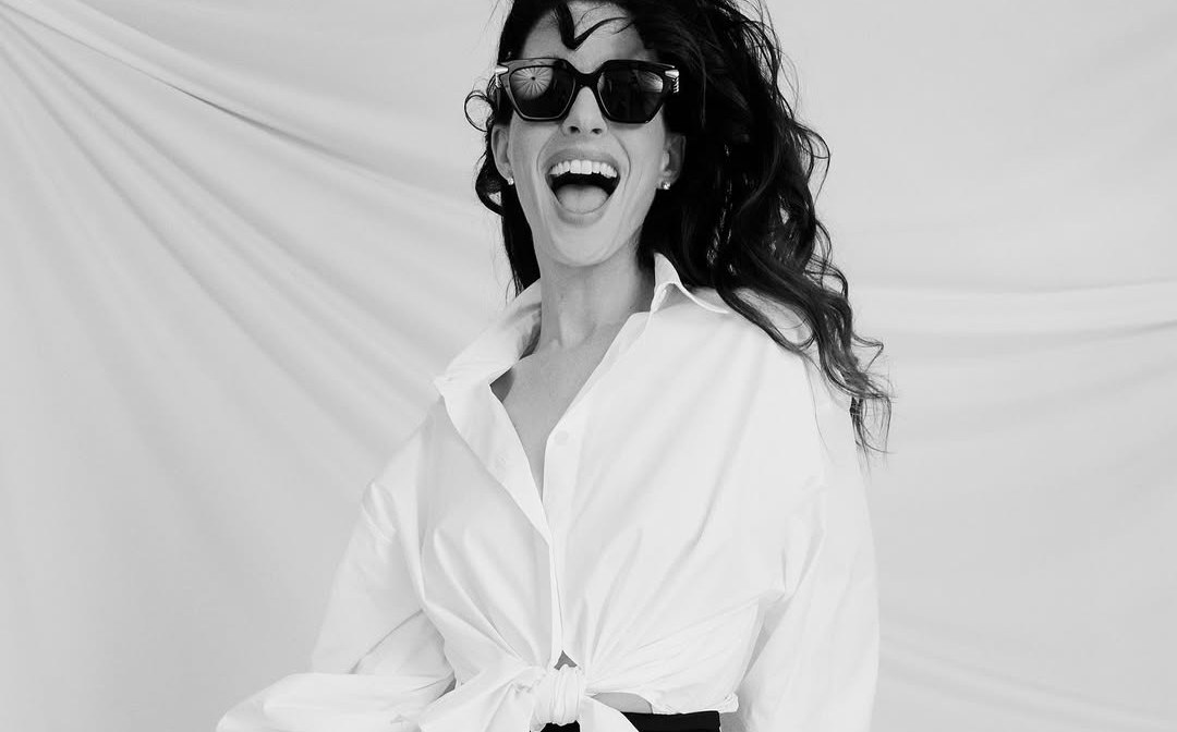 Ο Διάβολος Φοράει Prada 2: Η Αν Χάθαγουεϊ προσέφερε ένα sneak peek από τα γυρίσματα της ταινίας