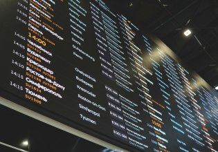 Ρωσία: Έκλεισαν προσωρινά τα αεροδρόμια της Μόσχας, έπειτα από ουκρανική επίθεση με drones