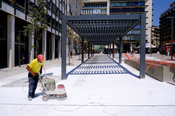 Εργατικά δυστυχήματα: Νέα έρευνα δείχνει πως η ζέστη αυξάνει τα ατυχήματα – Απροστάτευτοι οι εργαζόμενοι