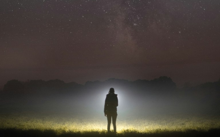 Άκρως Ζωδιακό: Τα Do’s και Don’ts στα ζώδια σήμερα [Παρασκευή 04.07.2025]