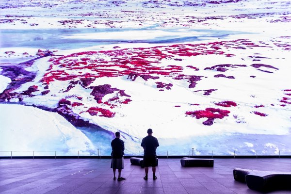 Rave μέχρι τέλους: Bicep και καλλιτέχνες της Αρκτικής καλούν σε αφύπνιση για την κλιματική αποκάλυψη