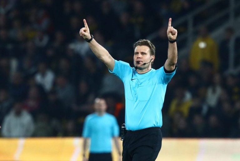 Μπριχ: «Η τεχνητή νοημοσύνη θα αποφασίζει και για τα φάουλ»