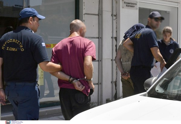 Αναβαθμίστηκαν οι κατηγορίες για τους δύο συλληφθέντες της φωτιάς στον Φενεό Κορινθίας