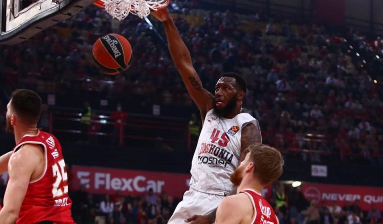 Ντόντα Χολ: Τα 7 στοιχεία για τη ζωή και την καριέρα του