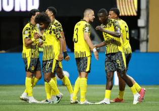 Ντόρτμουντ – Μοντερέι 2-1: Στους «8» η Μπορούσια με σούπερ Γκιρασί (vid)