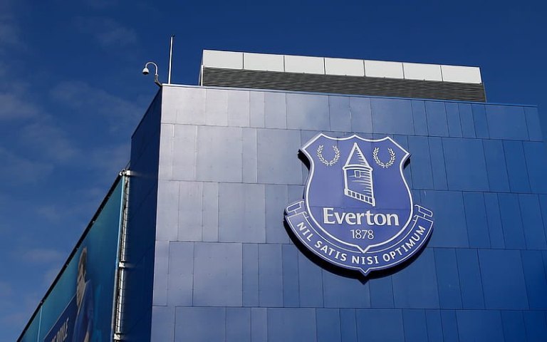 Η Εβερτον ακολούθησε τον δρόμο των Τσέλσι και Αστον Βίλα