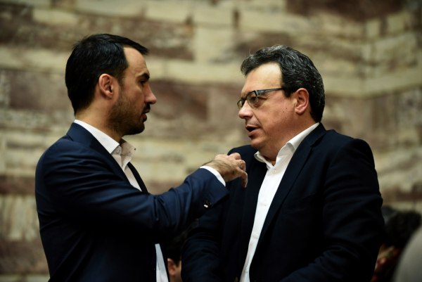 Κοινή αίτηση ονομαστικής ψηφοφορίας για το ν/σ του υπουργείου Παιδείας από ΣΥΡΙΖΑ – Νέα Αριστερά