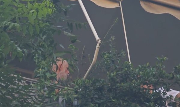 Φωτιά στο διαμέρισμα του Πέτρου Φιλιππίδη στην Πατησίων – Ο ίδιος κάλεσε την Αστυνομία