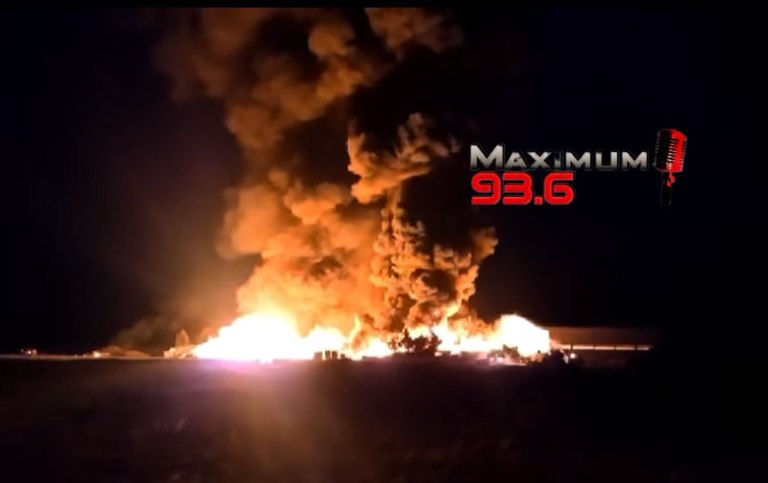 Πύρινη κόλαση στην Αλεξανδρούπολη – Μαίνεται η φωτιά στην επιχείρηση ανακύκλωσης – Τοξικός καπνός στην περιοχή