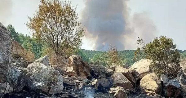 Κοζάνη: Αναζωπυρώθηκε η φωτιά στα Λιβερά – Καίει για τρίτη μέρα