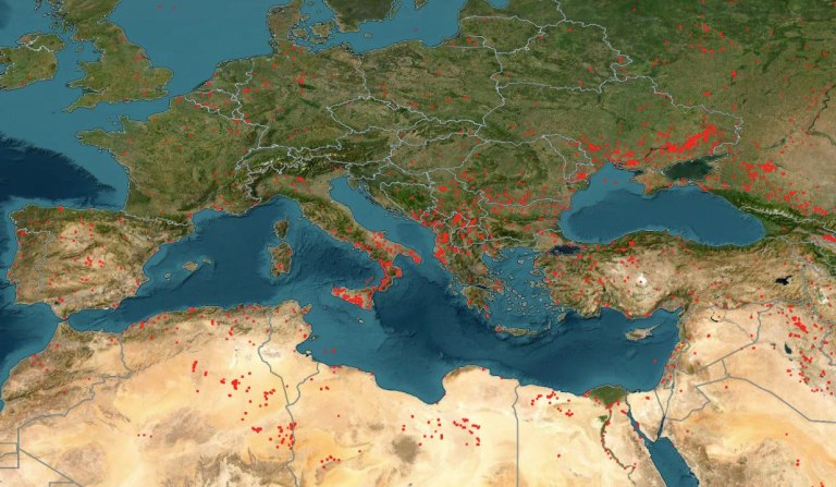 NASA: Εφιαλτικές οι δορυφορικές εικόνες από τις φωτιές στην Μεσόγειο