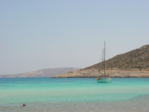 Εκεί που η σιωπή έχει φωνή: Οι Λειψοί ιδανικός προορισμός για solo travelers