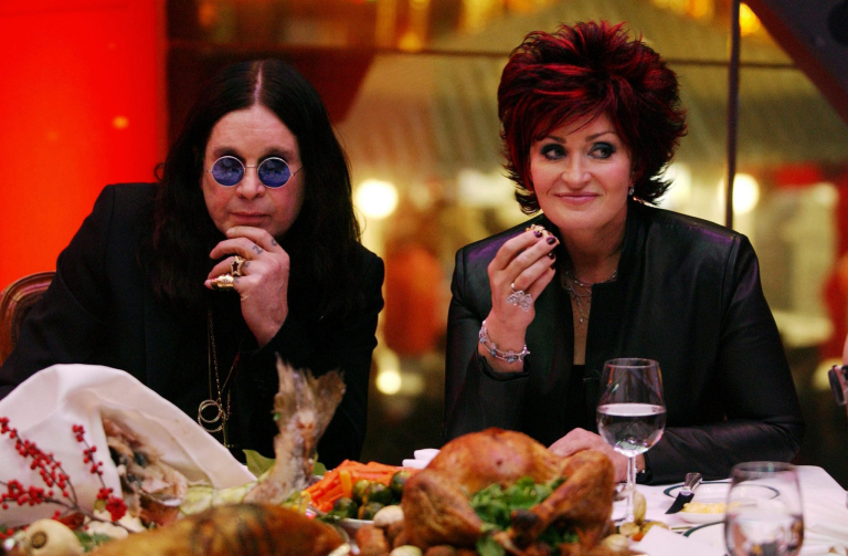 Ποιο συγκρότημα προσπάθησε να επωφεληθεί από την τελευταία συναυλία του Όζι Όσμπορν;