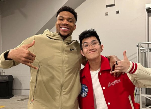 Ρίτσαρντ Σιάο: Οι δύο Αρειανοί επιχειρηματίες που έκαναν το μεγάλο deal και η «σφραγίδα» των Αντετοκούνμπο