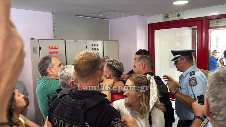 Άδωνις Γεωργιάδης: Ανεπιθύμητος ο υπουργός Υγείας στα νοσοκομεία – Συγκέντρωση διαμαρτυρίας και στη Λαμία