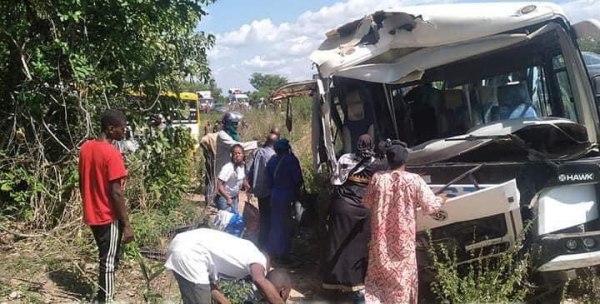Ακτή Ελεφαντοστού: Τουλάχιστον 16 νεκροί σε σύγκρουση λεωφορείου με απορριμματοφόρο