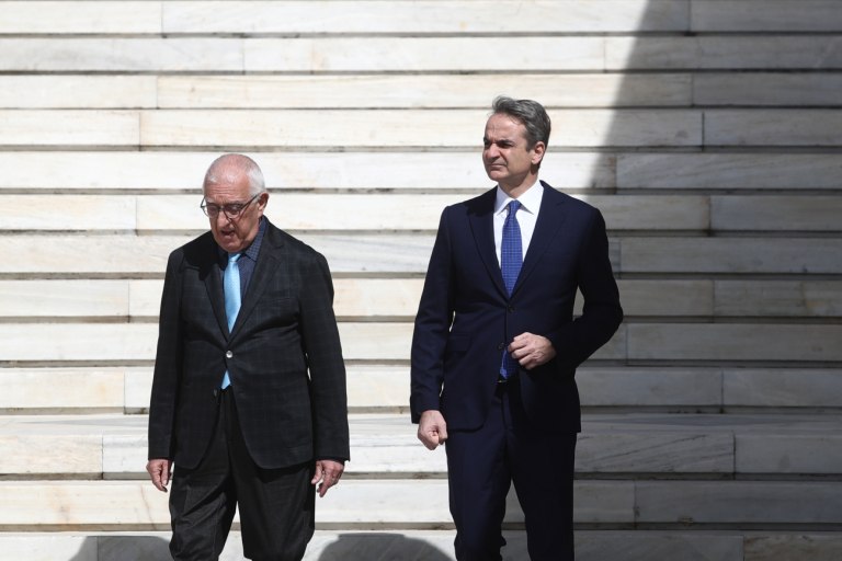 Βουλή: Το τέλος της προανακριτικής με τη «σφραγίδα» Κακλαμάνη – Ο εκφυλισμός των κοινοβουλευτικών διαδικασιών