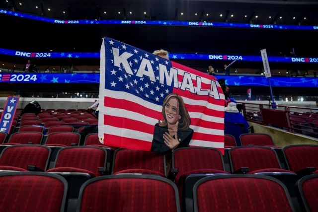 Η Κάμαλα Χάρις ανακοίνωσε ότι δεν θα θέσει υποψηφιότητα για κυβερνήτης της Καλιφόρνιας