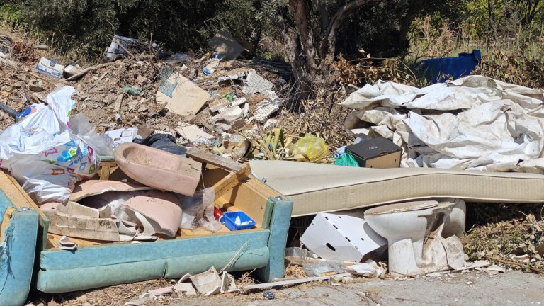 Στο αστυνομικό τμήμα αντιδήμαρχοι Ωρωπού για υποβολή μήνυσης