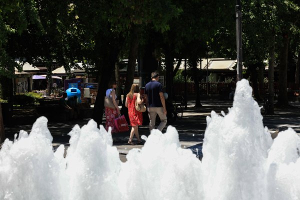 Καιρός: Πρόσω ολοταχώς για καύσωνα με μεγάλη διάρκεια – O ισχυρότερος του καλοκαιριού