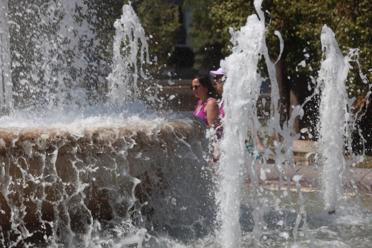 Καιρός: Έρχεται τετραήμερος καύσωνας με 43αρια – Η πρόγνωση Μαρουσάκη