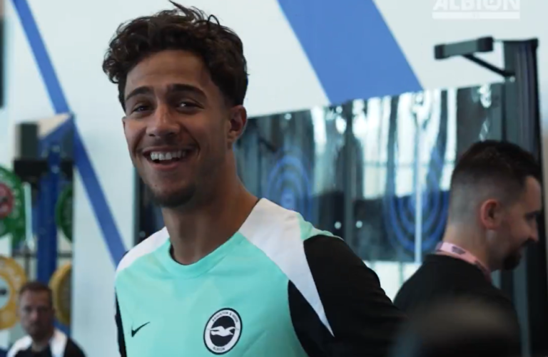 Έπιασε δουλειά με την Μπράιτον ο Κωστούλας (vid)