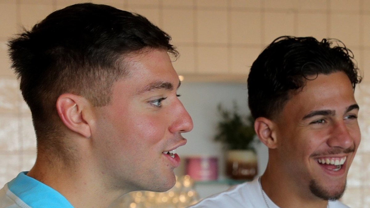 Η «χαμογελαστή» φωτογραφία των Τζίμα – Κωστούλα στην προετοιμασία της Μπράιτον (pic)