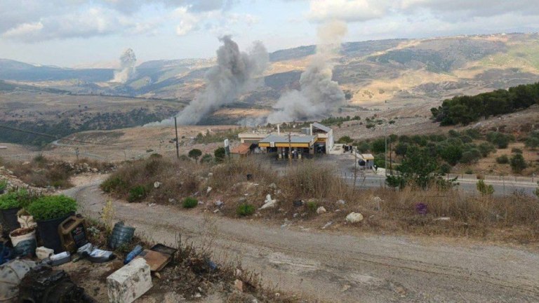 Ισραήλ: Σφοδρές επιθέσεις στον Λίβανο «κατά θέσεων της Χεζμπολάχ» παρά την εκεχειρία