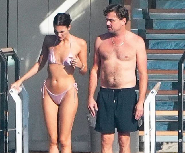 Λεονάρντο Ντι Κάπριο – Βιτόρια Τσερέτι: Ερωτευμένοι απολαμβάνουν τις διακοπές τους στη Γαλλική Ριβιέρα