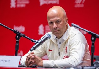 Σλοτ: «Ξοδεύουμε, αλλά πουλάμε κιόλας, πρέπει να δεις και τις δυο πλευρές»