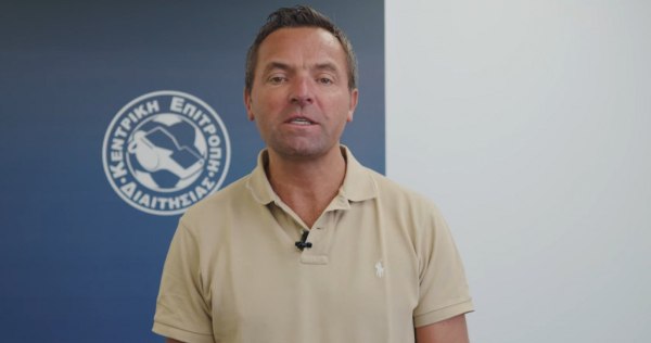 Οι διαιτητές της Super League κάνουν κριτική στα παιχνίδια τους!