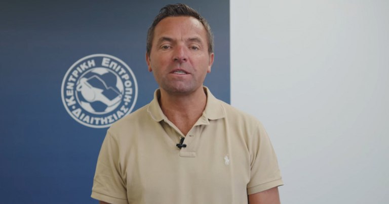 Οι διαιτητές της Super League κάνουν κριτική στα παιχνίδια τους!