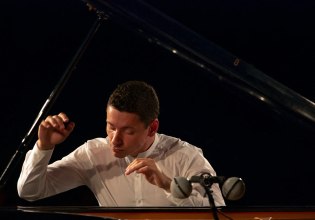 Τιμόθεος Γαβριηλίδης – Πετρίν & Masha Ilyashov μάς δίνουν μια πρώτη γεύση του Samos Young Artists Festival