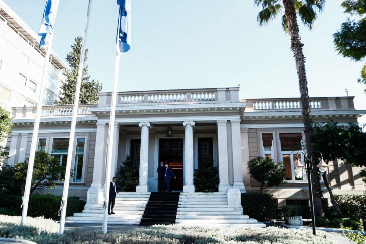 Δεν επιβεβαιώνονται οι φήμες για ερώτηση βουλευτών της ΝΔ για τα εξωτερικά