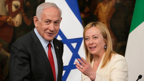 «Η κατάσταση είναι τραγική και αδικαιολόγητη»: Η Μελόνι καλεί τον Νετανιάχου να σεβαστεί το διεθνές δίκαιο