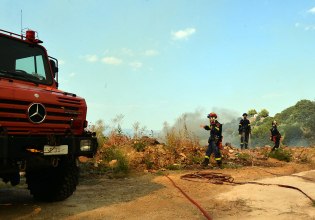 Μεσσηνία: Στο νοσοκομείο πυροσβέστης που επιχειρούσε στη φωτιά στον Αετό Μεσσηνίας