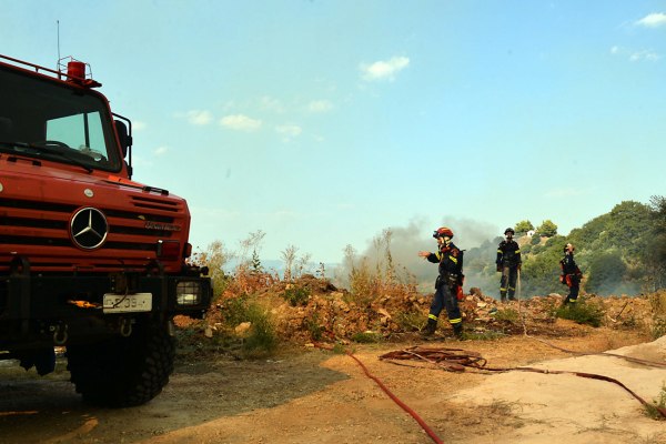Μεσσηνία: Στο νοσοκομείο πυροσβέστης που επιχειρούσε στη φωτιά στον Αετό Μεσσηνίας